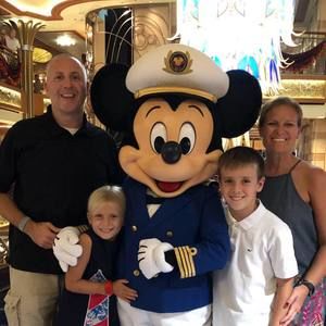 Meet your Posher, Sharon